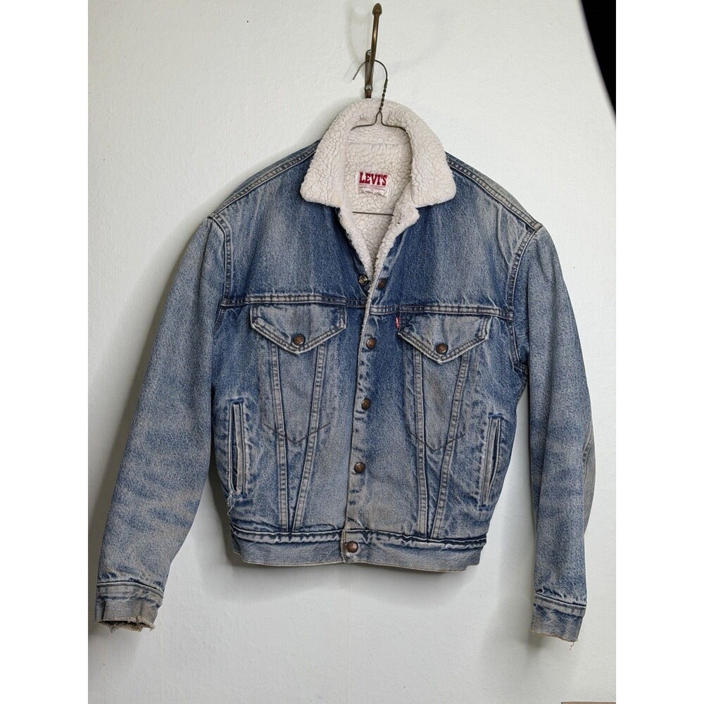 VINTAGE Levi's Sherpa Trucker Jacket Mens Medium Denim Made in USA 40 R